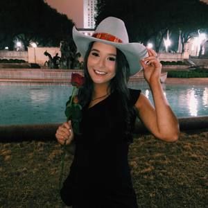 Meet your Posher, Whitney